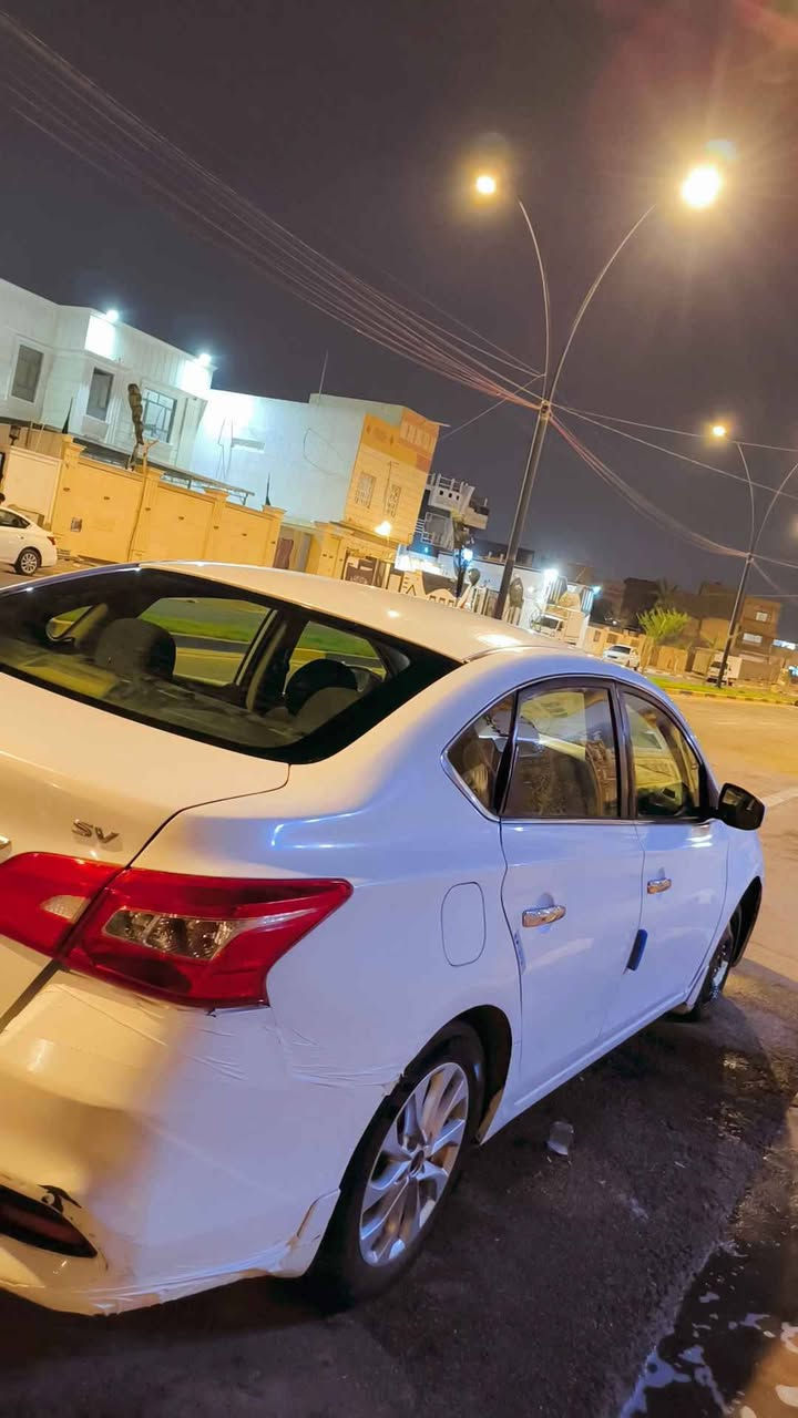 السلام عليكم 
للبيع نيسان سنترا 2019 وارد امريكي ضررها مرفق بصور رقم بصره سنويه بشهر 6نتهت  سياره نقصها تبريد وحداده فقط ***********
بصره دور الضباط البصرة, العراق
