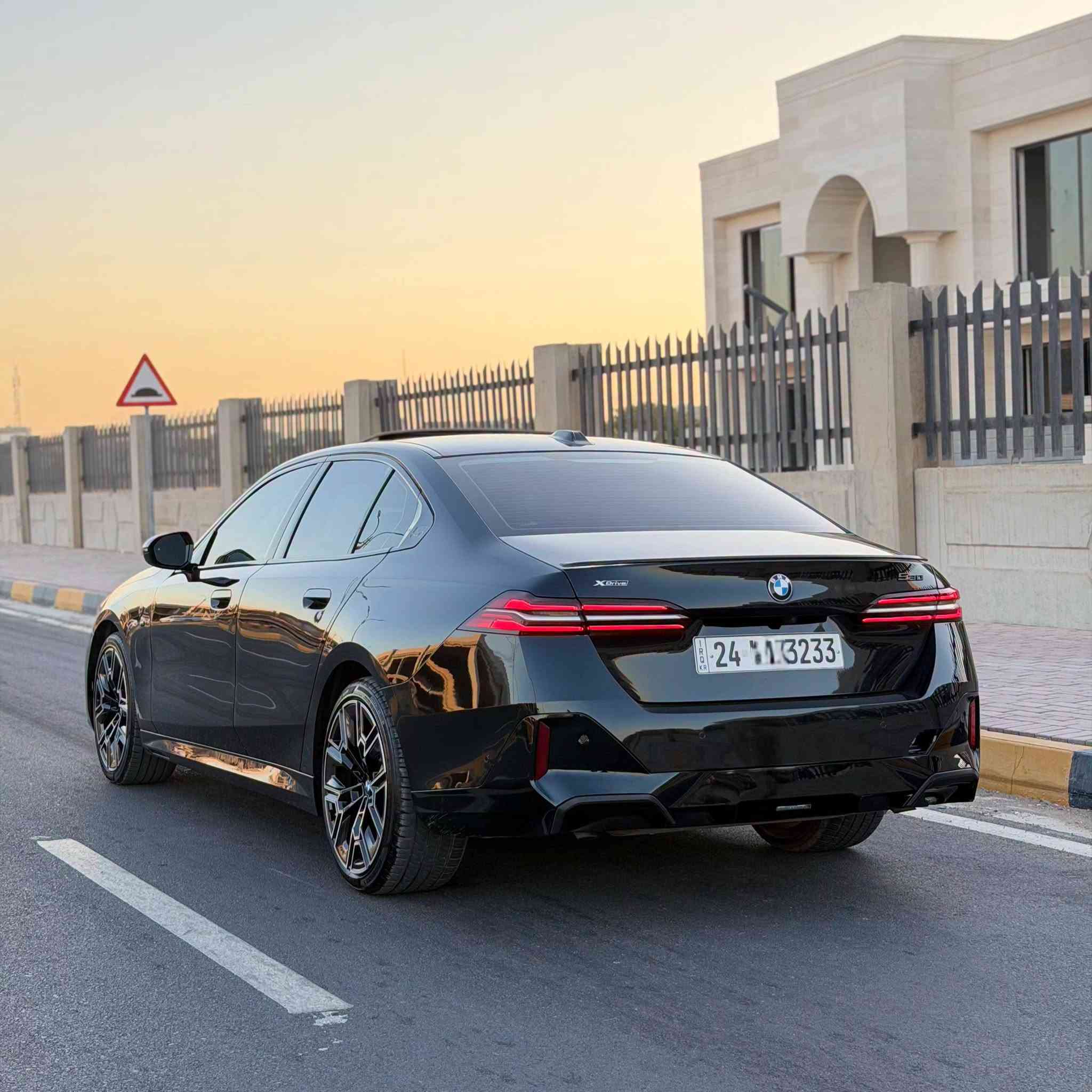 BMW 530i M-Package X drive 2024
وارد الأمريكي بدون صبغ

ماشية 40 الف ميل 

فول مواصفات محرك 2.0 توين توربو 

كامرة و رادار 360

سماعات harman kardon

مغلفة كامل PPF

جامات مضلل  موافقة مرور 

الأستفسار :***********
