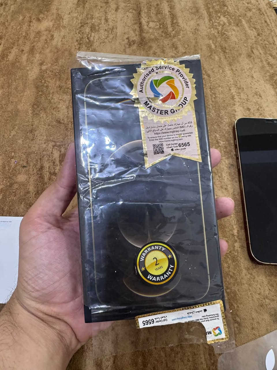 ايفون ١٢ برو ماكس ماستر شرق اوسط شرط A/A كاردون او جميع الملحقات موجوده شرط (الابره الشريحه و لزكه ابل موجودات مثل ماموضح بل صور) 
جهاز بي بطر بل ظهر ماله علاقه بل جهاز طبيعي ١٠٠٪؜ + وتر برو شحن لاسلكي 

البطاريه ٧٨ 

اخوان الجهاز شخصي
بسبب عملي او ماحب اغير تلفون اشتريته بل ٢٠٢١ لحد هذا اليوم محافظ عليه 

ذاكره ٢٥٦ 

مكاني الطويسة

***********

متوفر واتساب وتصال 

السعر ٥٥٠ بي مجال للطيبين قليل

نص مكتوب في الصور:
- السوق المفتوح OpenSooq
- ٣:٥٣
- حول
- الاسم
- iPhone
- إصدار iOS
- 26.6.1
- اسم الطراز
- iPhone 12 Pro Max
- رقم الطراز
- MGDE3AA/A
- الرقم التسلسلي
- G0NFX2W50D55
- انتهت صلاحية التغطية
- سجل تاريخ القطع والخدمة
- الأغاني
- الفيديوهات
- ٢٦٣
- حالة البطارية والشحن رسالة مهمة حول البطارية حالة بطاريتك متدنية جدًّا. يمكن أن يبدل أحد مزودي خدمة Apple المعتمَدين البطارية لاستعادة الأداء والطاقة القصويين. العثور على خيارات الخدمة... الحد الأقصى للقدرة ٧٨٪ هذا قياس لقدرة البطارية مقارنة بقدرتها عندما كانت جديدة. قد تتسبب القدرة المنخفضة بتقليل ساعات الاستخدام بين عملية الشحن والأخرى. أقصى قدرة للأداء ستساعد الأنظمة المضمنة في النظام والمكونات في تخفيف آثار الأداء التي قد تلاحظها أثناء التقدم الكيميائي في عمر بطارية iPhone.