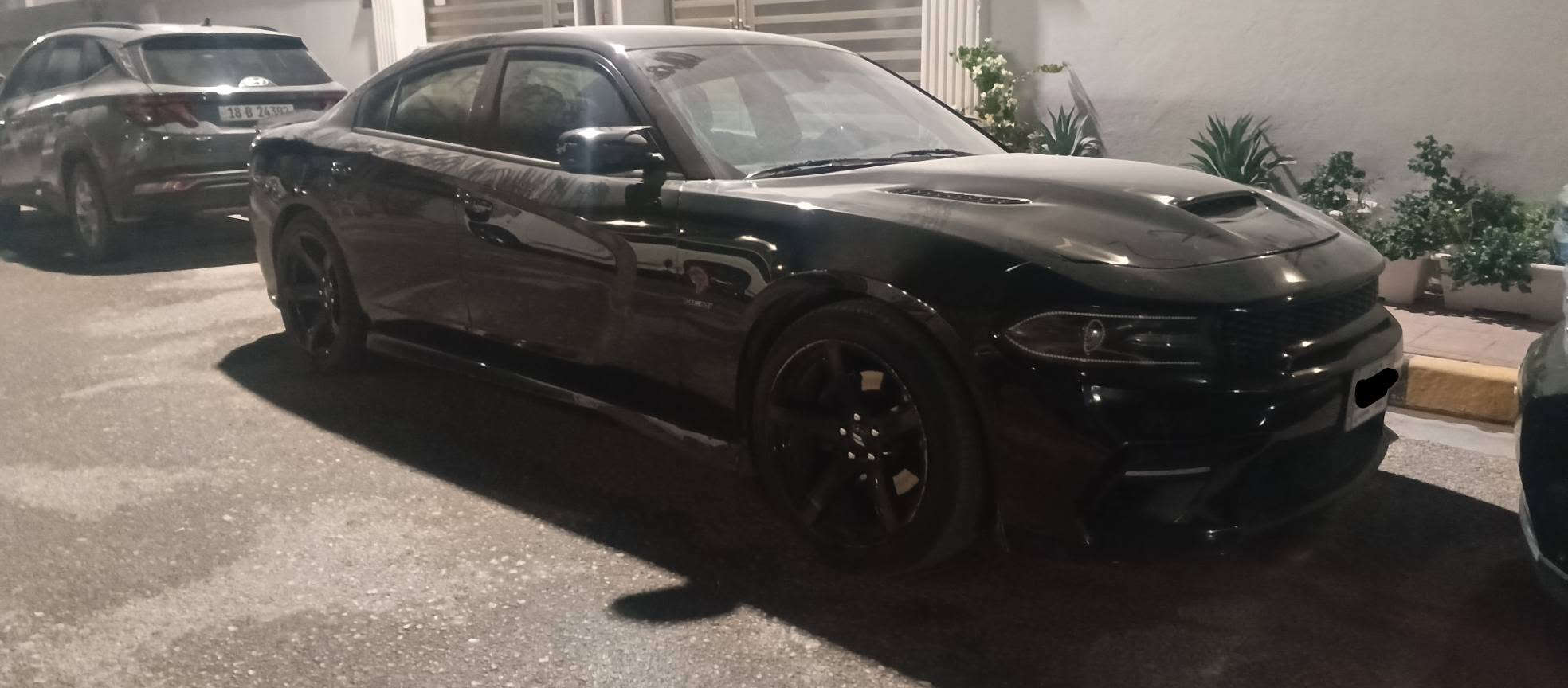 سلام عليكم
جارجر  موديل 2016  محرك 5700  RT
دركة RPM 
برمجة كاملة 
تخم تاير 
حادث قطعتين بس والسونار موجود بالمنشور
ماشية / 115000 ميل
مكانها / بابل حلة 
نظيفه جدا 
السعر  / 162 ورقة 
للاتصال / ***********  مهندس علاء
