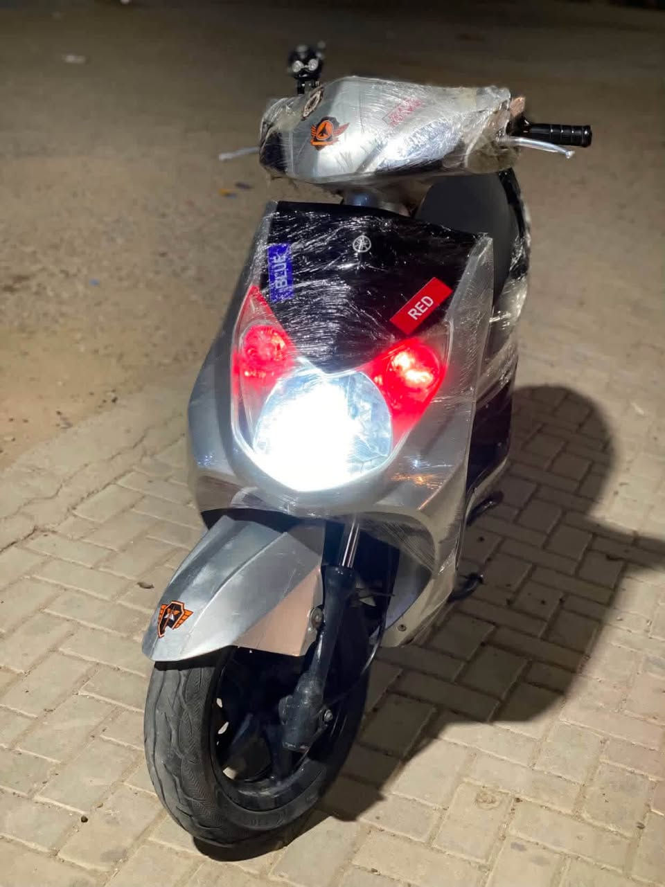 سلام عليكم 
سكنس فحل للبيع 
دراجه صوتها متسمعة 
نوزل مو كابريتر
بيها زنون 
كدامك الدراجه ونضافتها 
شلعه معدل خير من الله 
المكان:ديالى /خان بني سعد 
الرقم :*********** بس واتس رقم ممتواجد 
وعلمود لتصير حصره بكلبك سعرها 650وبيها مجال

