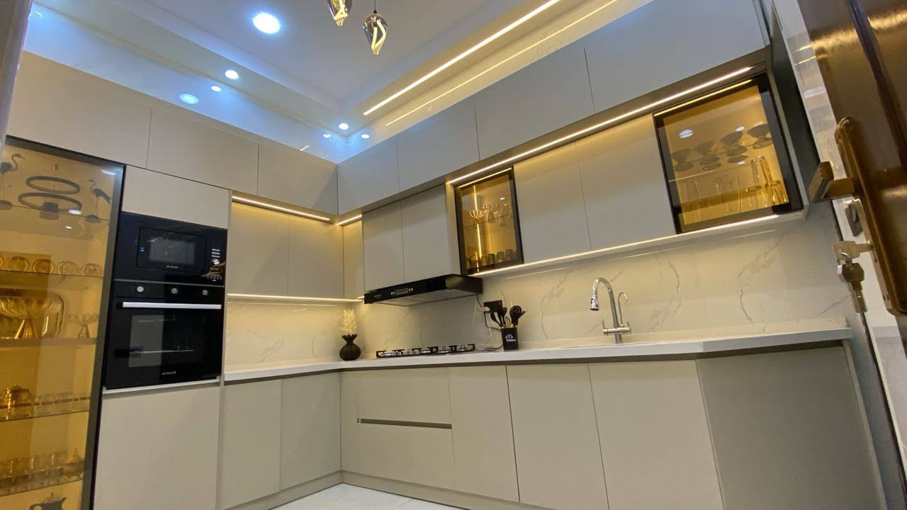 ✨ مطابخ دريم كيتشن | Dream Kitchen ✨

إذا تحلم بمطبخ يجمع بين الفخامة، الجودة، التصميم العصري، والاستغلال المثالي للمساحة… حلمك يبدأ من هنا 🤎

في مطابخ دريم كيتشن نوفر لكم تشكيلة مميزة من المطابخ التركية والإيطالية بتصاميم راقية تناسب مختلف الأذواق والمساحات، مع اهتمامنا بأدق التفاصيل حتى تحصل على مطبخ يليق ببيتك ويكون عملي وأنيق بنفس الوقت.

🔸 مطابخ تركية بتصاميم عصرية وألوان متعددة
🔸 مطابخ إيطالية بتفاصيل فاخرة ولمسات راقية
🔸 تصاميم حسب مساحة ومخطط منزلك
🔸 تشكيلة متنوعة من الألوان والخامات
🔸 استغلال ذكي للمساحات وتفاصيل عملية
🔸 اهتمام بالجودة والتشطيب وأدق التفاصيل
🔸 كما نوفر تصاميم غرف نوم بلمسات عصرية وفخمة

🏡 سواء كنت تبني بيتك الجديد أو ترغب بتجديد مطبخك وغرفة نومك، فريق دريم كيتشن يساعدك باختيار التصميم المناسب وتحويل فكرتك إلى واقع.

📍 العنوان: البصرة – الزبير

📞 للاستفسار والتواصل:
***********
***********

📩 راسلونا الآن لمعرفة التفاصيل والتصاميم المتوفرة.

دريم كيتشن… لأن مطبخك يستحق أن يكون أجمل جزء من بيتك. ✨

#مطابخ_دريم_كيتشن
#دريم_كيتشن
#مطابخ_تركية
#مطابخ_ايطالية
#مطابخ_البصرة
#مطابخ_الزبير
#مطابخ_عصرية
#مطابخ_فخمة
#تصميم_مطابخ
#غرف_نوم
#ديكورات
#البصرة
#الزبير الزبير, البصرة
