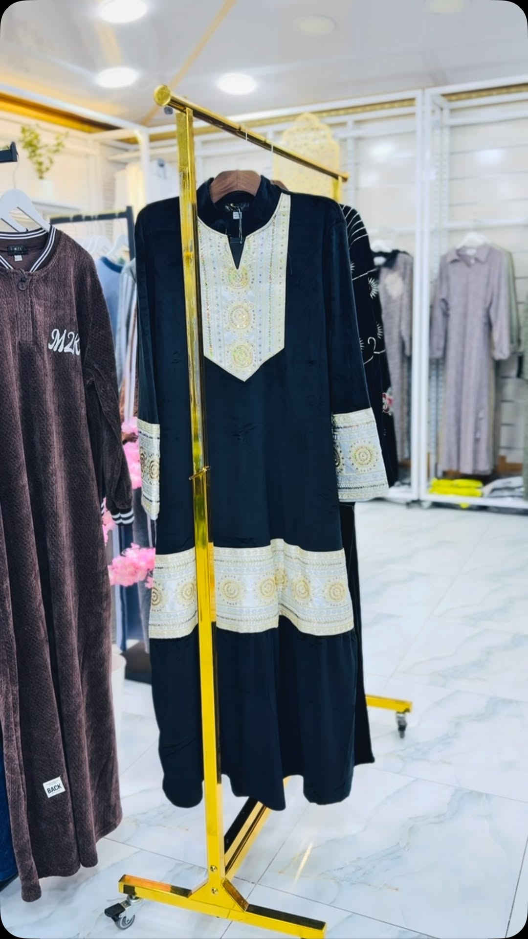 سكرين • موديل يعجبكم • الكوت