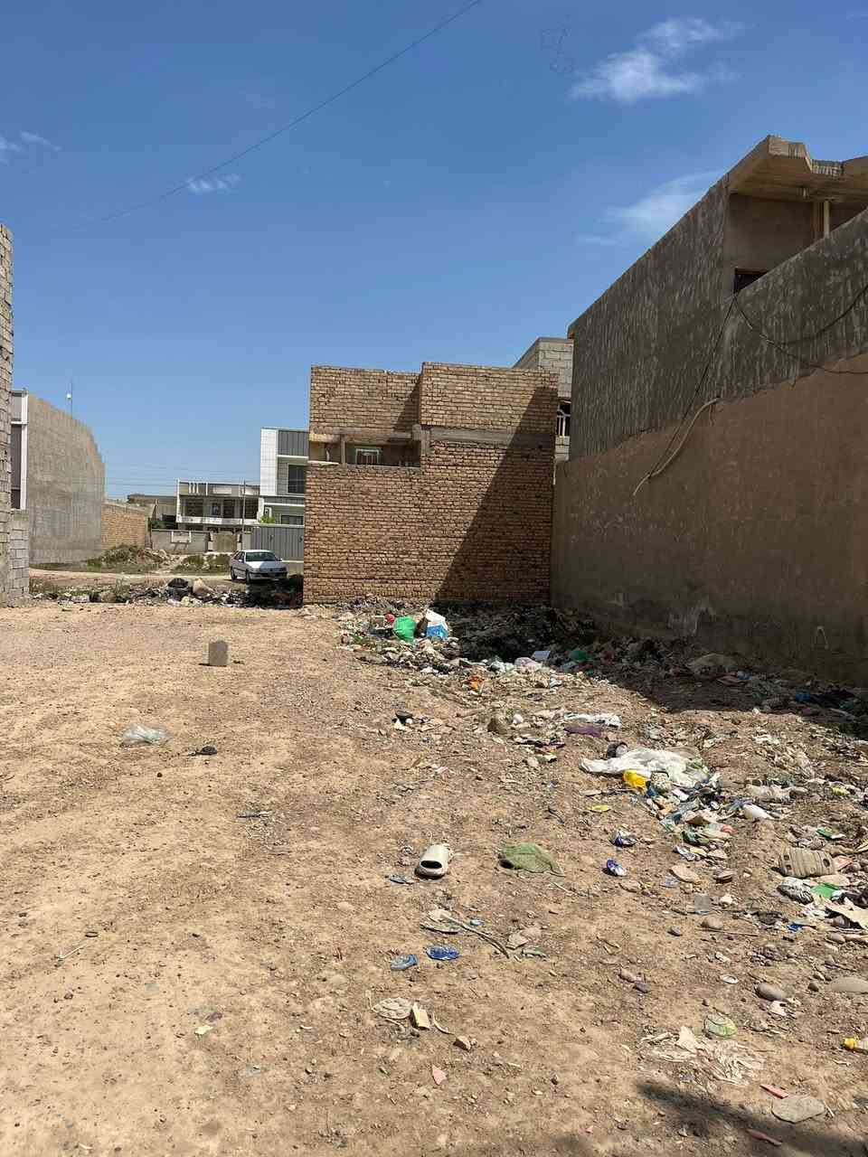 للبيع قطعه ارض حجة 

المساحه ١٢٥ متر 

الموقع - منطقة الكابينات - حولي المشروع - مجاور كوفي الحولي - رابع قطعه  عن الشارع العام 

السعر ٢٨ مليون وبيه مجال 

الواجهه ٦ متر 

النزال ٢٠ متر 

خدمات - مجاري - ماء حلو - كهرباء 
فقط تبليط 

للاستفسار اتصل 
*********** - ***********
