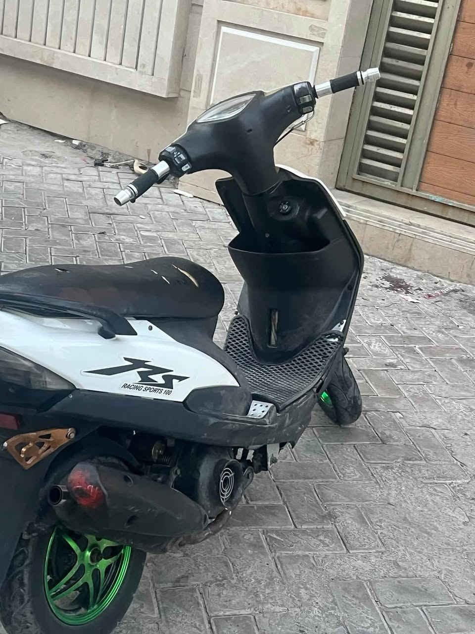 للبيع دراجه ماكس  عدله كهربائياته شغاله دراجه سلف و هندر دراجه شلعه ومعدل خير من الله بوشه 59السعر 550وبيها مجال للطيبين العنون بغداد مدينه الصدر ***********

