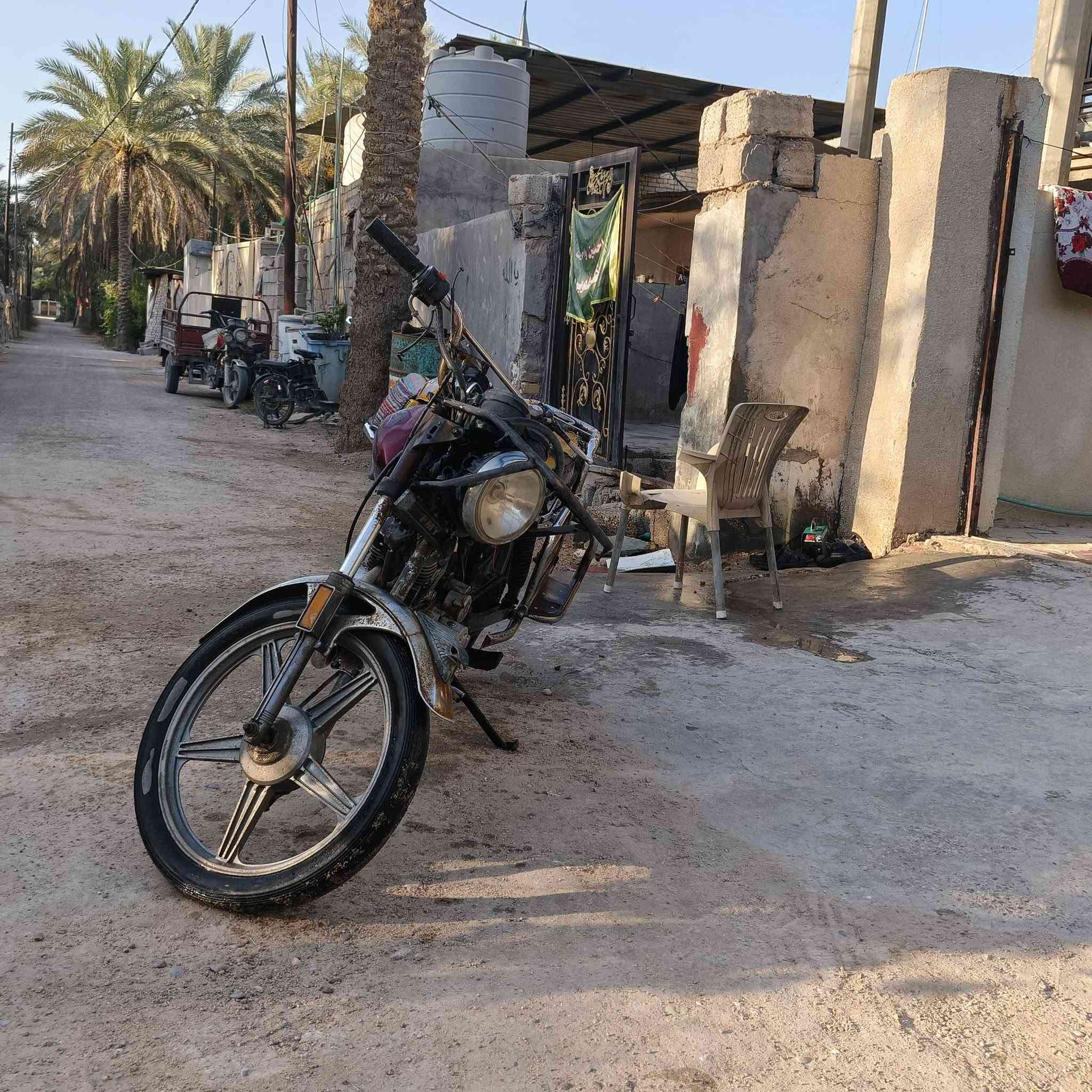 السلام عليكم 
للبيع دراجه فيوم اوراق اصولي كفاله عامه رقم وسنويه - السعر 300 الف وبيها مجال - كربلاء - للتواصل *********** -
