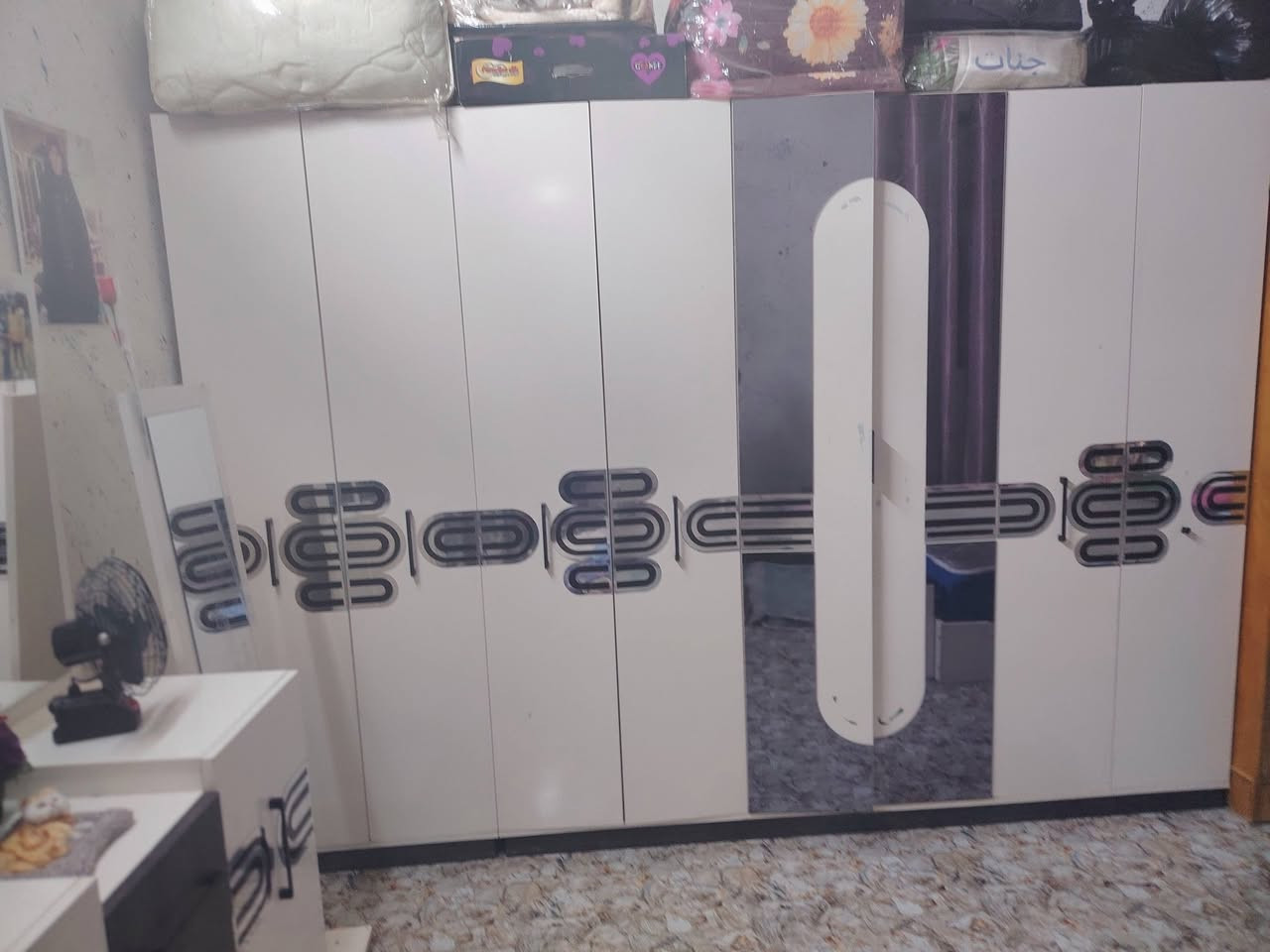 سلام عليكم غرفة تركية ١٠ قطع 
مثل مموضح بل صورة ***********
