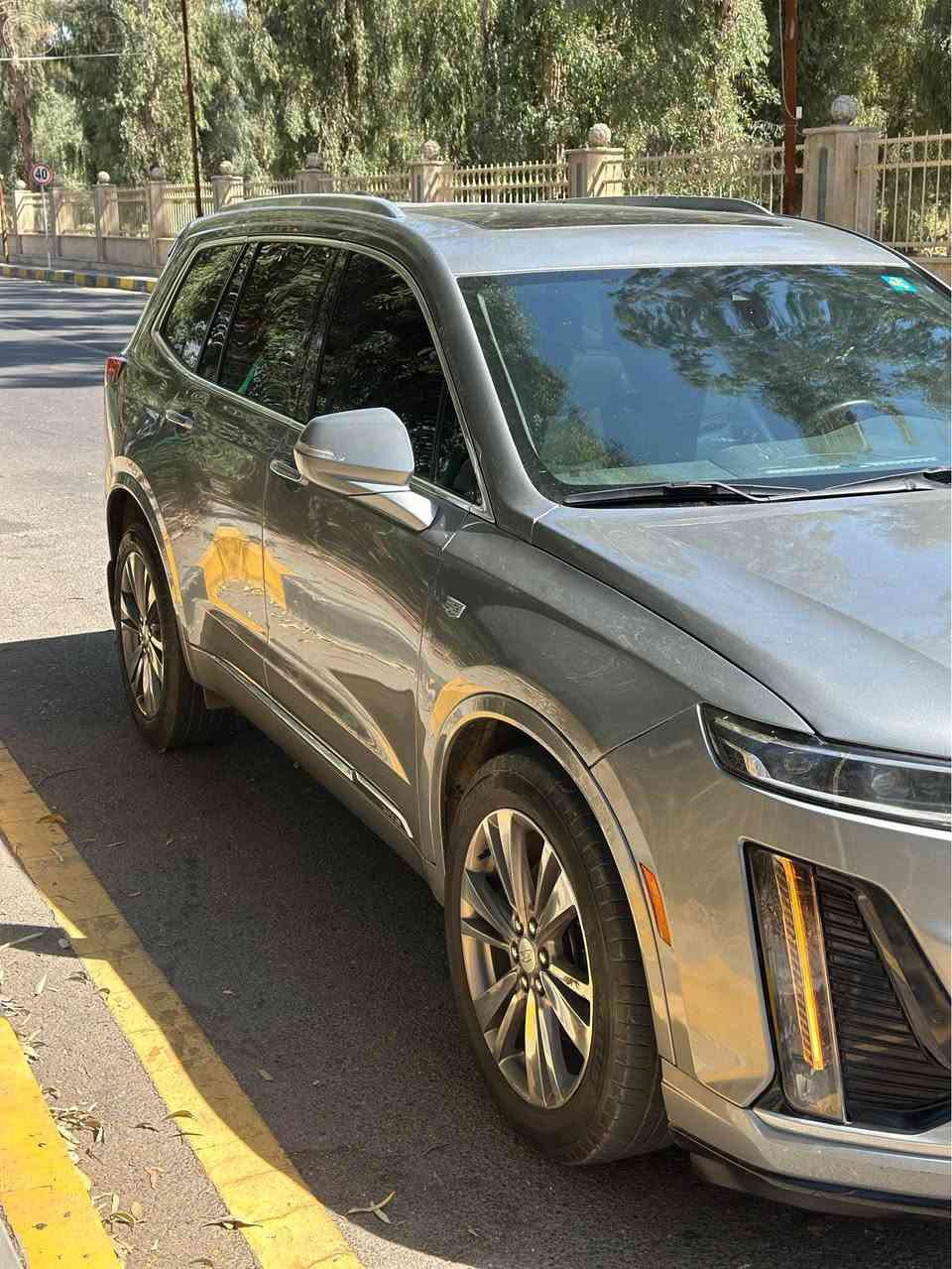 السلام عليكم 
‏Cadillac XT6 2024 Premium Luxury Plus 
فول للاخير 1/1 
الشراي يتصل ***********
***********
بيع او مراوس حسب القناعة
 محرك  V6 3.6  يولد 300 حصان 🐎 مع كير اوتوماتيكي 9 سرعات 
رقم شاصي مرفق بالصور بيها 3 قطع صبغ  وحافة باب سايق 
مرقم نينوى شهداء 
الموصفات
⭕️ كشنات اسود مع صاج 
⭕️ شاشة رقمية للعدادات عدة انماط حسب نمط القيادة 
⭕️داتا شو تعرض السرعة ومعلومات الطريق ع الزجاج الامامي 
⭕️شاشة ايباد مع خرائط 
⭕️ويل حجم 19 كروم
⭕️ شحن لاسلكي 
⭕️ نظام صوت boss 13 سماعة
⭕️ 4 كشنات كهربائي + تدفئة + كشن سائق مساج + كشنات امامية تبريد + كشن سايق خزن ميمون وضعيتين
⭕️ كامرا 360 درجة 4 كامرات
⭕️ رادار امامي جانبي 
⭕️ حساس امامي + خلفي
⭕️ مراية ذكية عاكس للضوء
⭕️ سقف بانوراما 
⭕️ اوتو بارك 
⭕️ اتو هولد + اوتو بريك + اوتو اينجن
⭕️ سايد بريك بصمة
⭕️ مانع انزلاق
⭕️ تحديد مسار 
⭕️ دفع امامي
⭕️ تبريد قطعتين
⭕️ مري قلاب عند الرجوع للخلف + اشاير بالمري 
⭕️ترحيب ابواب ومري 
⭕️ بردات للنوافذ الخلفية
⭕️ صندوق كهرب
⭕️مانع تصادم امامي (FCA) ومانع تصادم خلفي (RCCA) مع ميزة التوقف والايقاف (SCC w / S&G)
⭕️ مساعد الشعاع العالي (HBA)
⭕️ نظام تحذير إنتباه السائق (DAW)
⭕️ شاشة عرض المحيط (SVM)

مكاني موصل 
الشراي يتصل *********** موصل, نينوى
