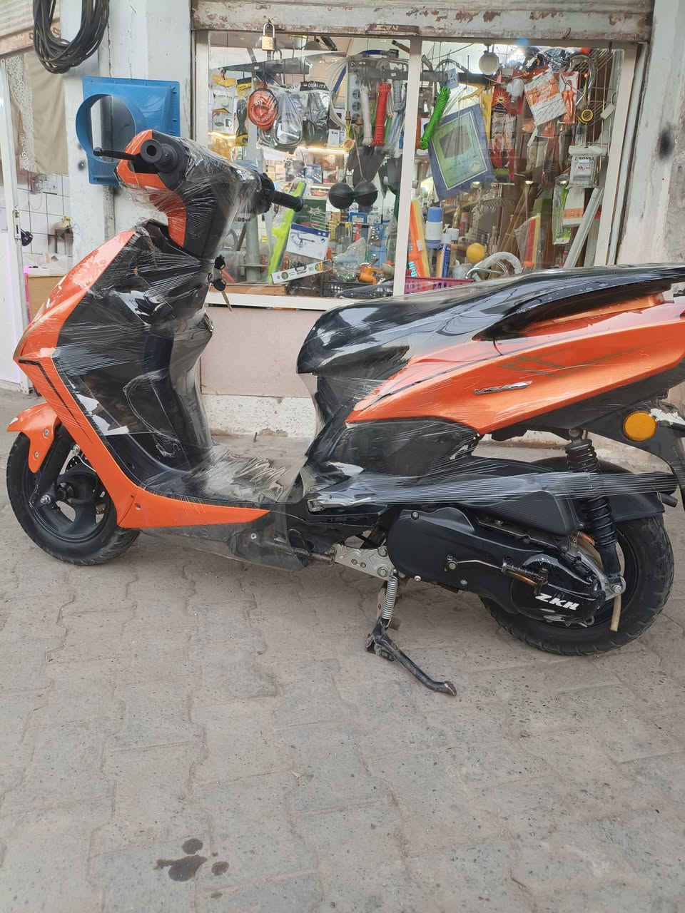 سكنس ياباني شركه zkhفوول مايي نقص بلادي نضافه فوول معروضه للبيع موجوده بالمحل السعر675الرقم***********
