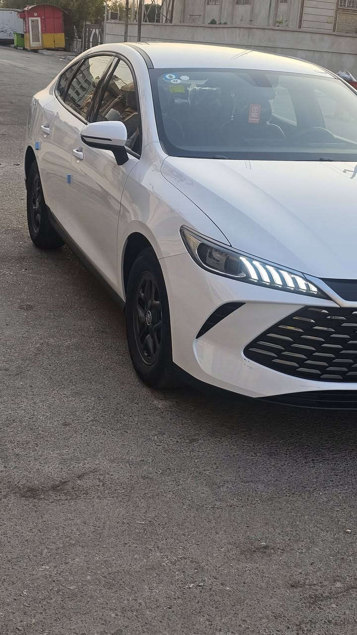 السلام عليكم
BYD كن بلاص 
رقم بصره حره تحويل ثاني يوم 
ماشيه 26 KM مكفوله السياره 
العنوان بصره 
السعر 122 وبيها مجال 
رقم الهاتف ***********
