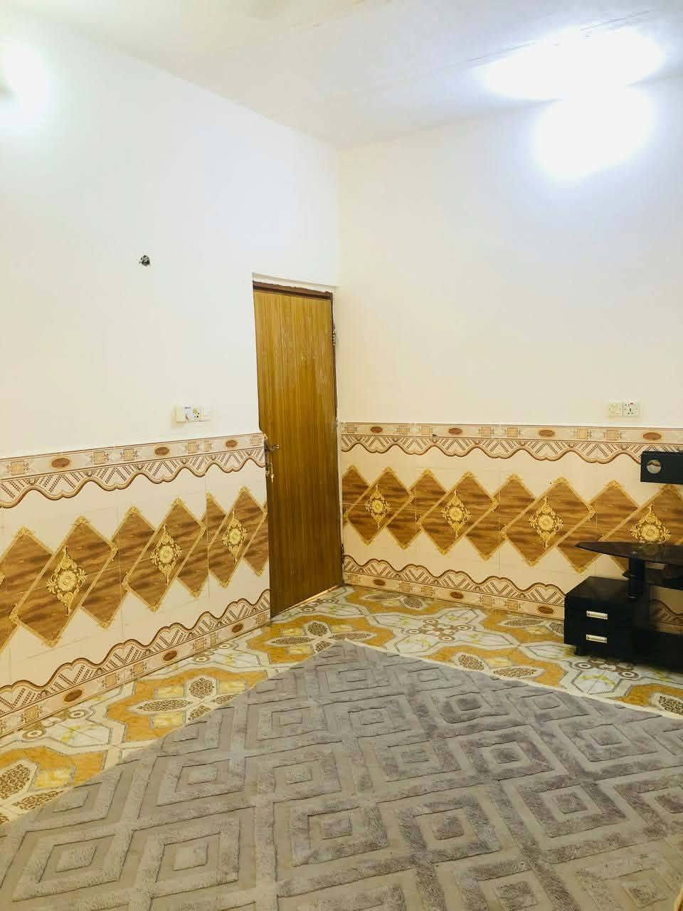 بيت للبيع سدة الدفاس.. خلف مبرة الايتام..الشارع الأول.
100 متر بناء ٢٠٢٤ طابق واحد..
علما ان المنطقة تتوفر فيها الخدمات
ماء وكهرباء ومجاري وارصفة.
السعر 55 وبي مجال بسيط
