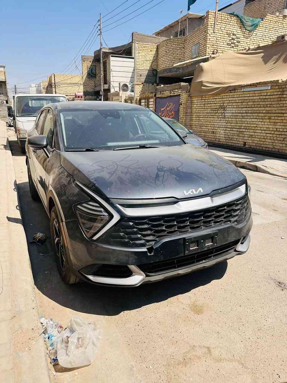 السلام عليكم سبورتج 2025 تستلم مرقم شهداء كامل مع الوكالة ب 165 وارد أمريكي حادثها جفي والبجم كبس الصندوق كبس شركة سيارة حلوه ومناسبة مكاني بغداد حي اور رقمي *********** اتصال / *********** واتساب
