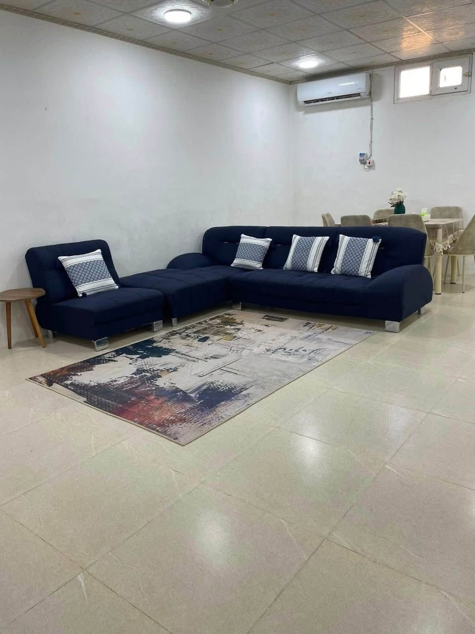 🏘🏘بيت للبيع ديالى خانقين / حي رمضان شارع السايدين طريق كلار خلف رزكار ابو تبريد 
طابو صرف ركن مساحة 240 متر واجهة 12 والنزال 20 بجانب البيت حديقة تابع للبيت 
طابق الاول 
1 غرفة نوم واستقبال وصالة كبيرة ومطبخ كبير حار وبارد ومجمع درج داخلي وخارجي ومجمع درج وكراج سيارة 
طابق الثاني 
2 غرفة نوم وصالة كبيرة ومطبخ كبير ومجمع صحيات وبيتونة 
فول سيراميك وطابق ثاني سيراميك وسقف مغربي 

السعر / 105 مليون بي مجال   

للأستفسار اكثر اتصال بالارقام فقط 
***********
***********
مكتب فريا موفق للعقار
