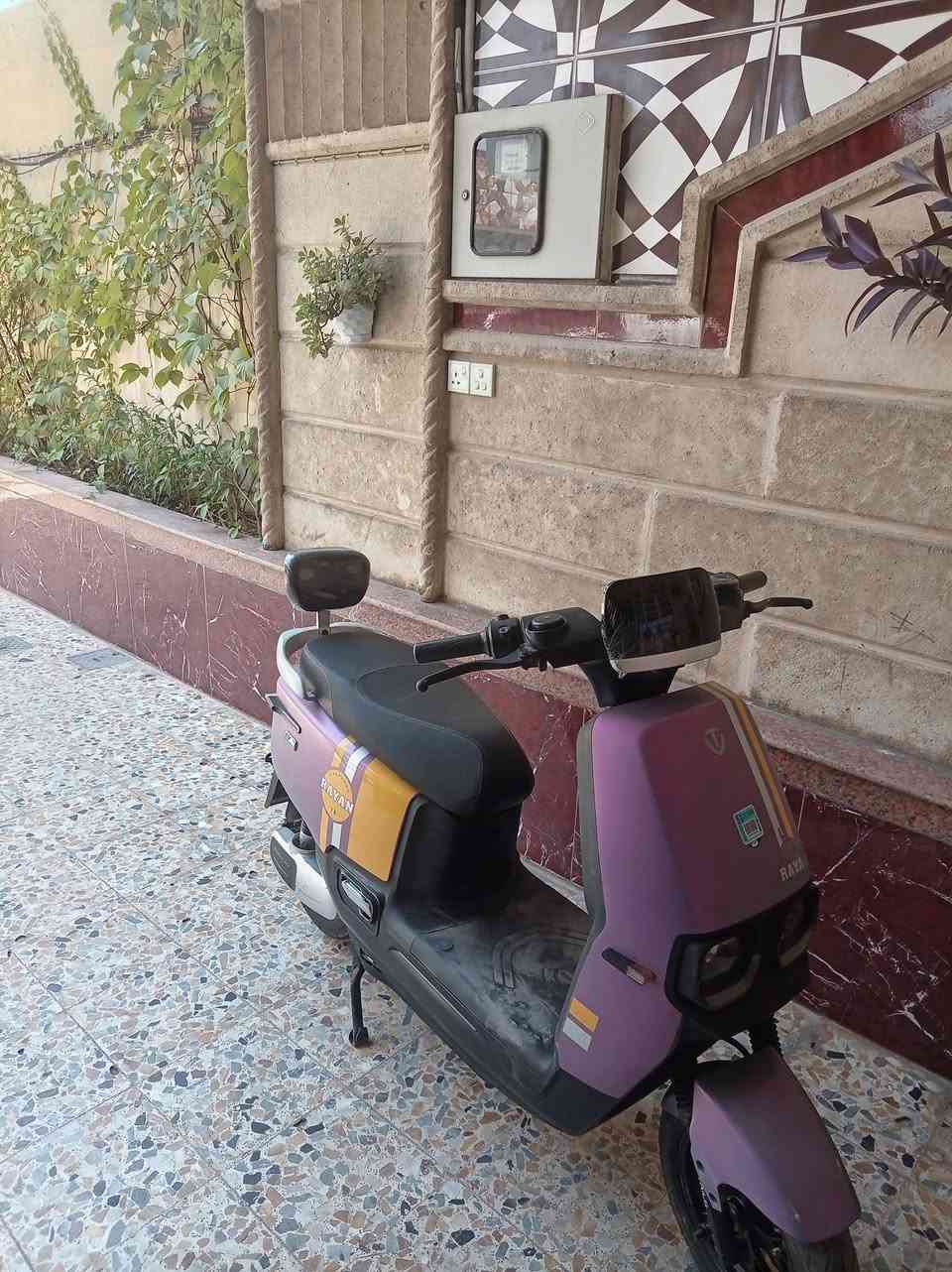 ماطور ريان بطاريات شرط فول كلهم 11 ونص الماطور حيل نضيف فقط ضربة بالدرع بسيطة سعر ٧٥٠ بي مجال بسيط تواصل رقم  ***********
