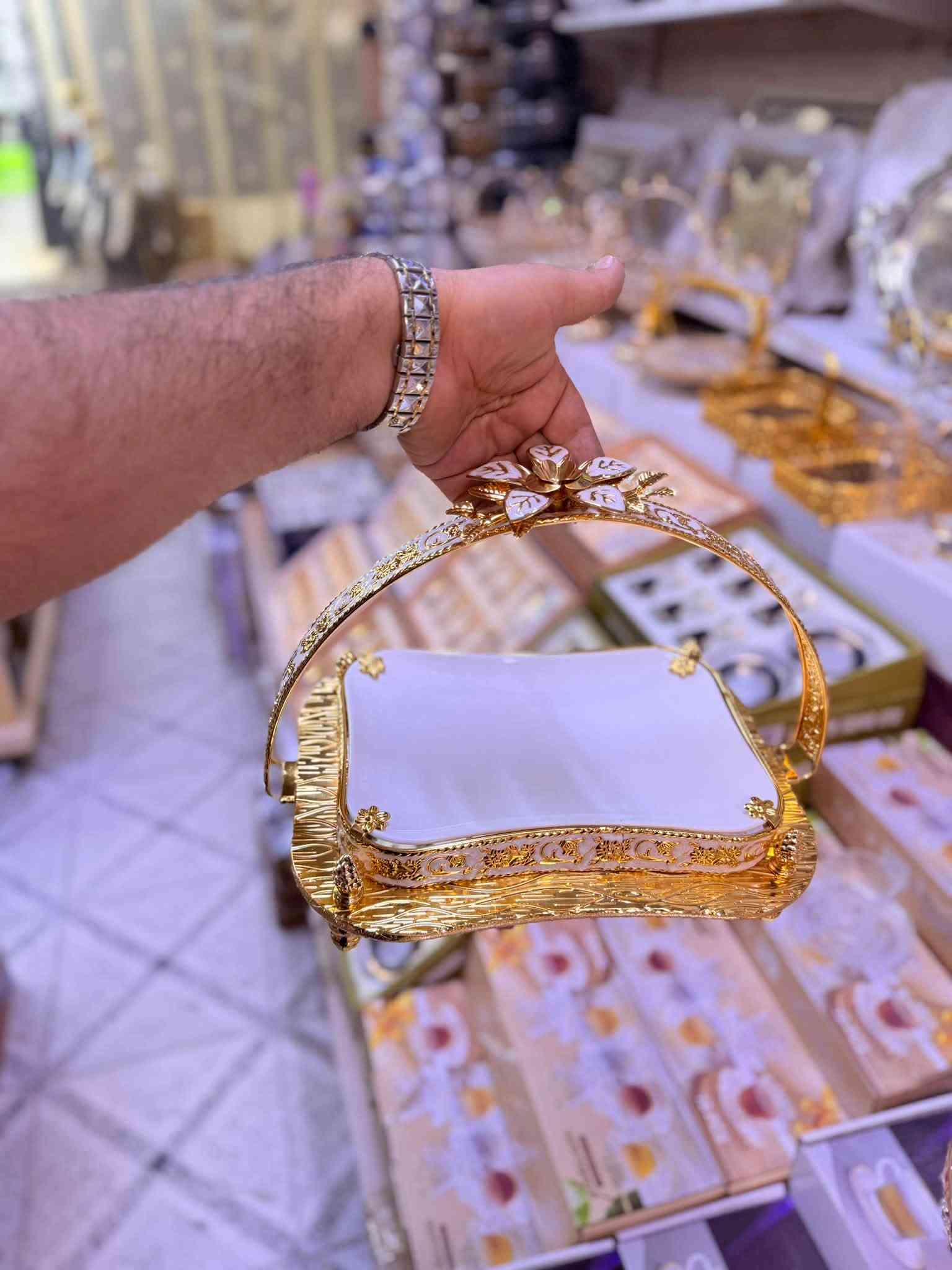 النزاكه والجمال 
معرض احمد الربيعي 
  لبيع ادوات المطبخ
 🌴
 المسيب السوق الكبير شارع الذهب 
مقابل ازياء احمد ممي للالبسه النسائيه🌿🍀
للإستفسار الاتصال 📞
ً🇮🇶***********
