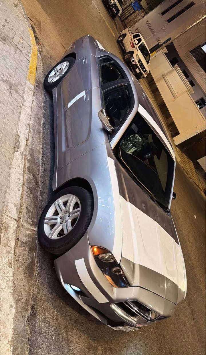 جارجر 2013 صبغ حزام جماليه اثر جراد بيهه طخه بل صندوك فقط ويل خليجي تخم تاير حداديه المكينه بيهه بدايه خيط تبخير فقط منضومه زنون عليهه رقم بصره تحويل السعر 120 وبيهه مجال مكاني البصره *********** البصرة, العراق

