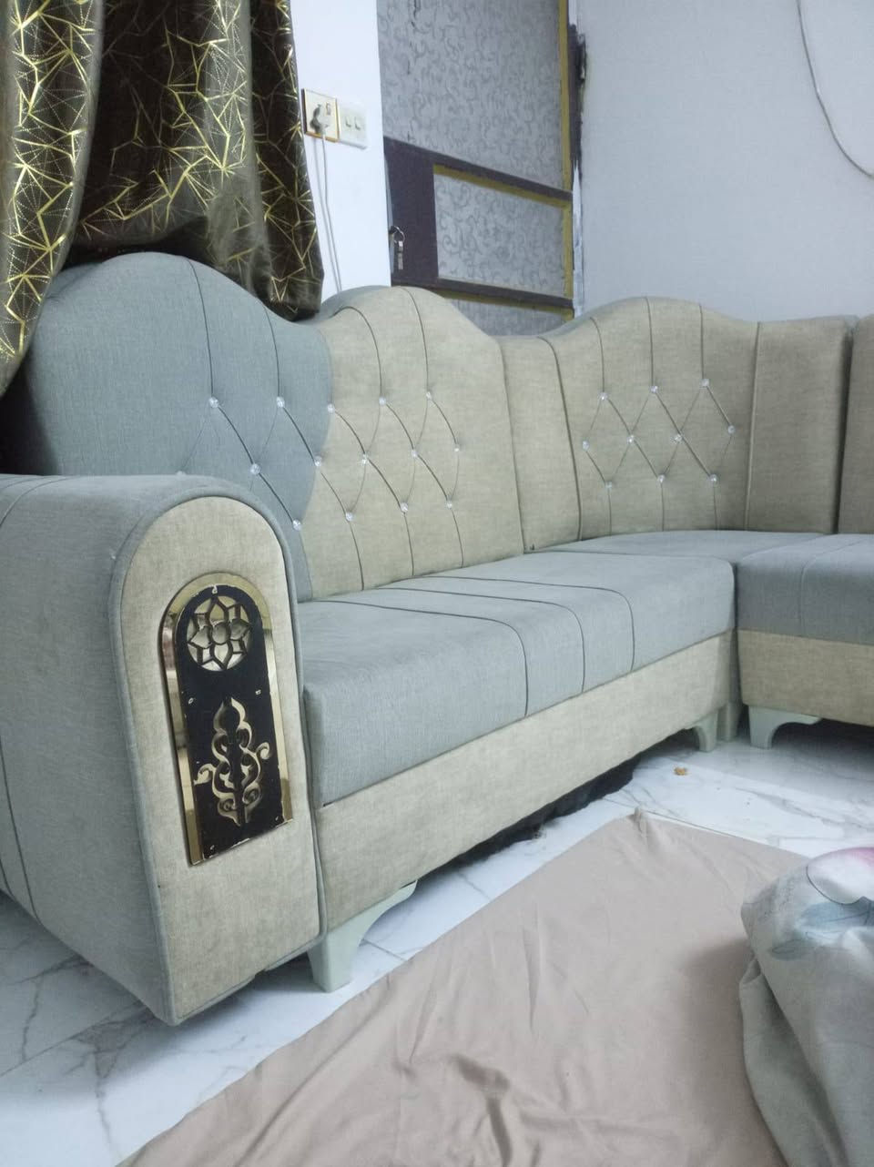 كنبة • جديدة • مستعجل