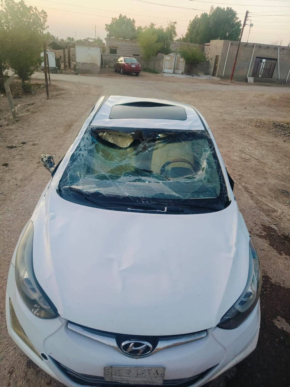 سلام عليكم النترا البيع 14 شكل 16 فول مواصفات محرك 200 شغاله وتمشي بصوره جبده تبريدشغال دواخل حلوه صاج مكلوبه كلبه واحد علا قماره  البيع السعر 70 وبيها مجال الطيبين عنوان ميسان علي الشرجي (***********)
