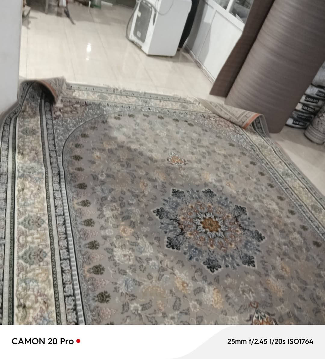 فرش ايراني • ٣ب٤ • نظيفه