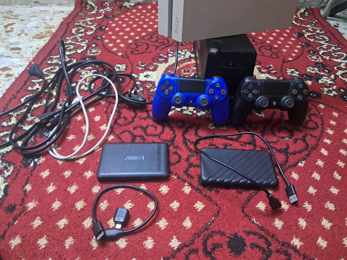 بلي فور • ٢ تيرابايت • يو بي اس 850