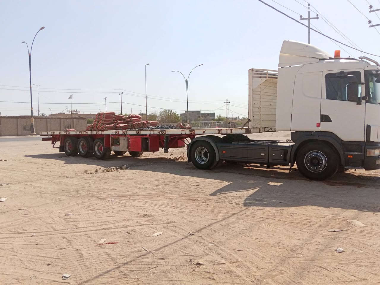 سكانيا بومه موديل 2000 للبيع
مكينه 420 انجكتر كير 3+3 رقم بصره سنويه 2028

العنوان ذي قار رقم ***********
