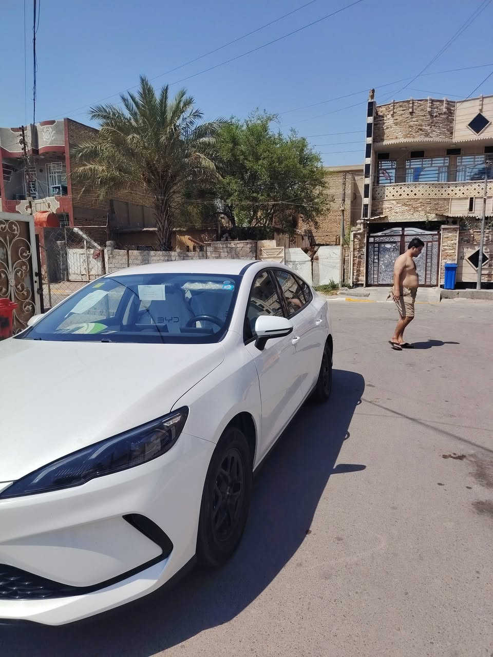 السلام عليكم
BYDSel5
السياره كفاله عامه ماشيه 4الاف اخت الزير السعر خاص *********** ملاحضه سونار مالته موجود
