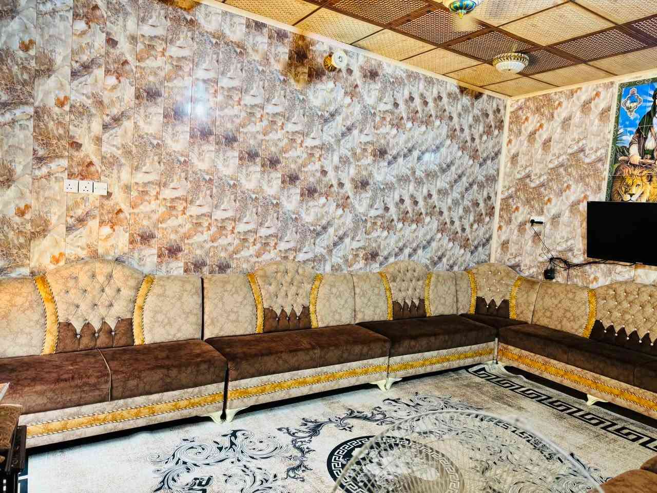 ديوان تزكام درجى اولى  مسوينة بالنجف
خذناه بمليون و١٥٠ نريده ب٧٠٠ وبي مجال بسيط   جديد مع تچوات عدد ٨  
سبب البيع الانتقال لبيت ثاني 
الشراي يتصل ع الرقم 
***********
