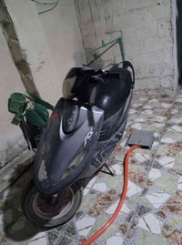 مراوس بدراجه شحن حسب القناعه مكان بغداد محموديه رقم 07519252160 اذا بي...