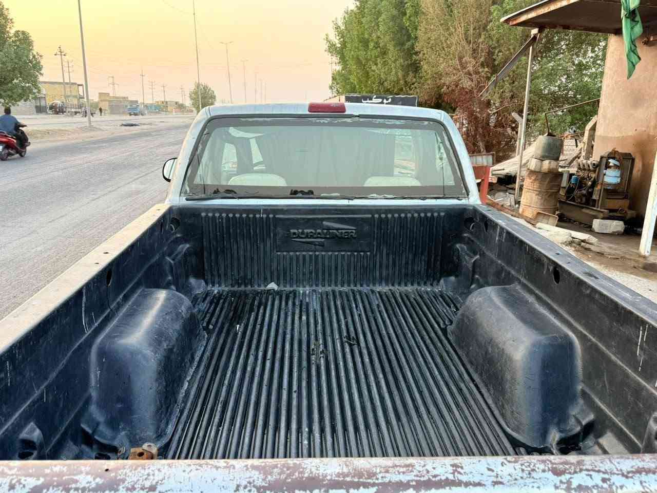 سلام عليكم سياره GMC سونامه موديل 1997سياره محوره كير ومكينه دير مكينه لاتنقيص ولاتبخير كير عل شرط اكسل مكفول حدايه جديده تخم تاير   كهربائيات شغاله سياره مانقصه شي سنويه لل28 بيع او مراوس بكريت ويل او دير نضيفه مكلف بالنشر 
‏‪***********‬‏
