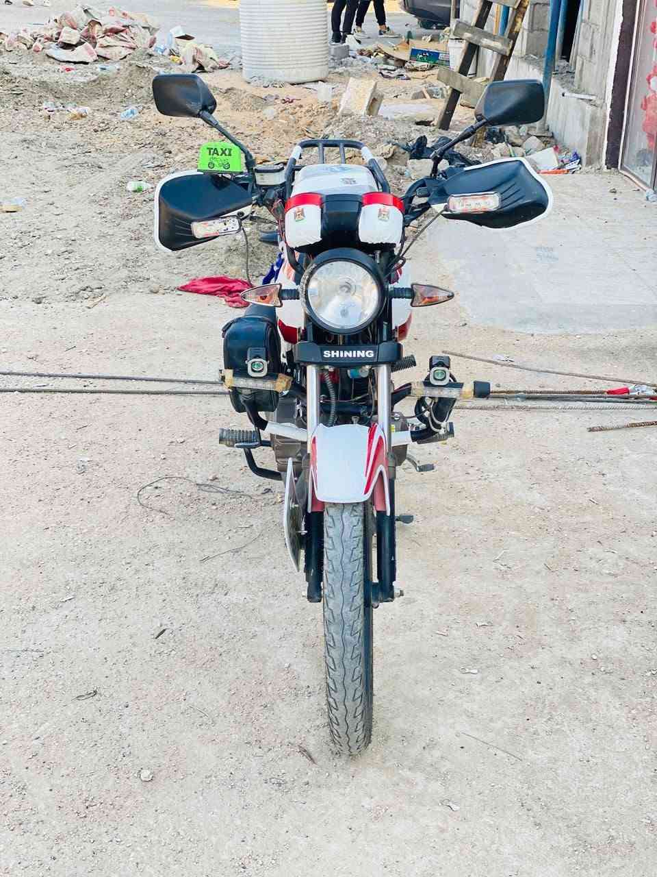 سلام عليكم شانك لبيع رقم وسنويه تحويل ثاني يوم موديل 23 الموطور بيه ضربه بل لايت نشاط خير من الله  كهربايات كليته شغاله نضافه تنشاف بل عين سكن العبيدي .سعر مليونين وبيه مجال لطيبين *********** متواجد واتساب وما زنجر مفتوح
