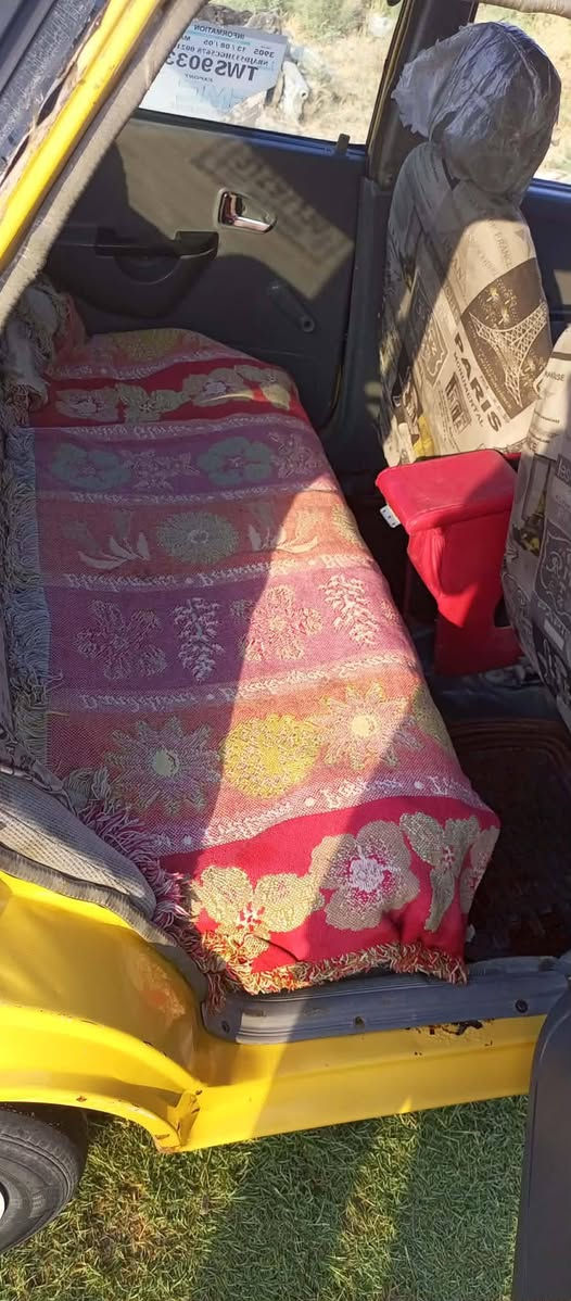 سلام عليكم سايبة موديل 13 سياره نضيفه
گيرهه ومحركها نضاف 
تبريد شغال نقصه بس غاز 
مالكها موجود رقم بابل الماني تحويل شوكت ميعجبك سنويتها صاقطه
اريدها ب23وبيها مجال 

مامتواجد عالنت فقط عالخط
***********
