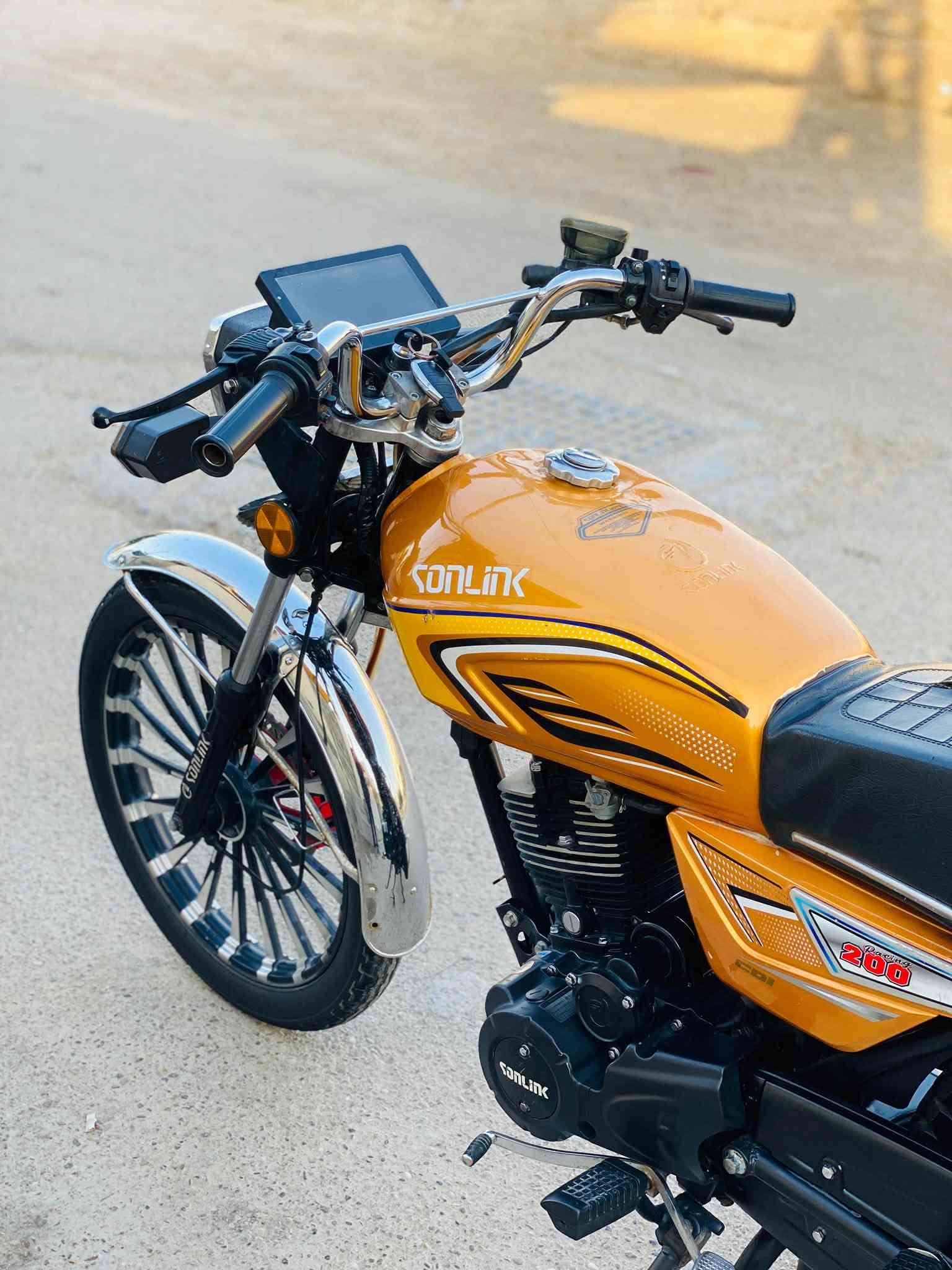 سونك 5 كير 🔥🔥
موديل 2025 👍🏻
مكينه 200cc👍🏻
أوراق موجود 📋
كلشي شغال مكينه مكفوله ما مفتوحه 

عنوان بغداد

السعر 750 

 اتصل ودلل ***********🥰📲
