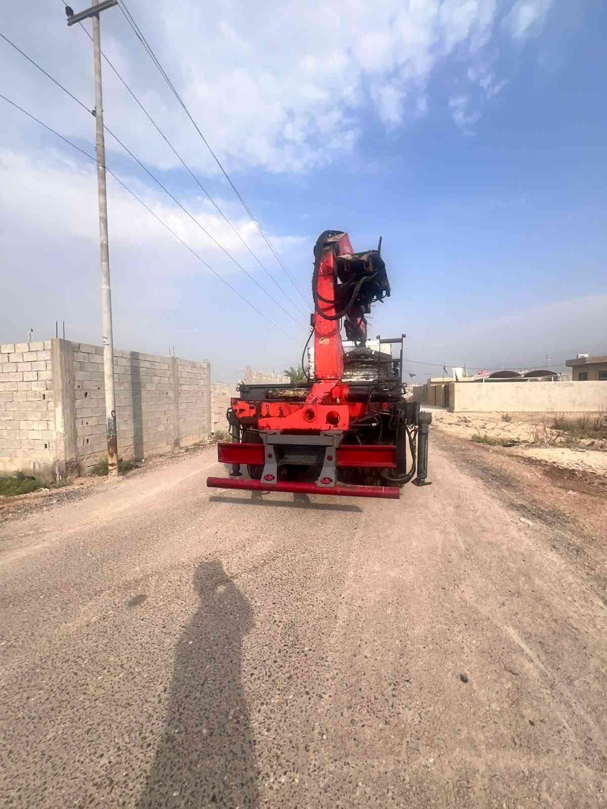 السلام عليكم سياره سكانيه 2003 اصل كرين بلوك السياره بسم شركه مكينه كير قماره شاصي كفاله عامه كرين نص عمر تخم تاير العنوان البصره السعر 225 وبيها مجال ***********
