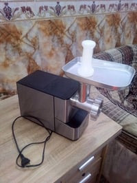 مكينة خياطة • جديدة • للبيع