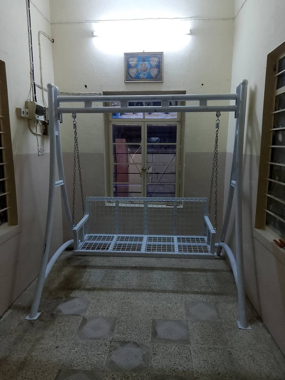 اخوكم على حداد فصال ديديا حديد مليمين شخل مرت لل اعمال ابواب شبابيك قمريات محجلات ديادي 🧑‍🏭 واتساب ☎️ ***********

