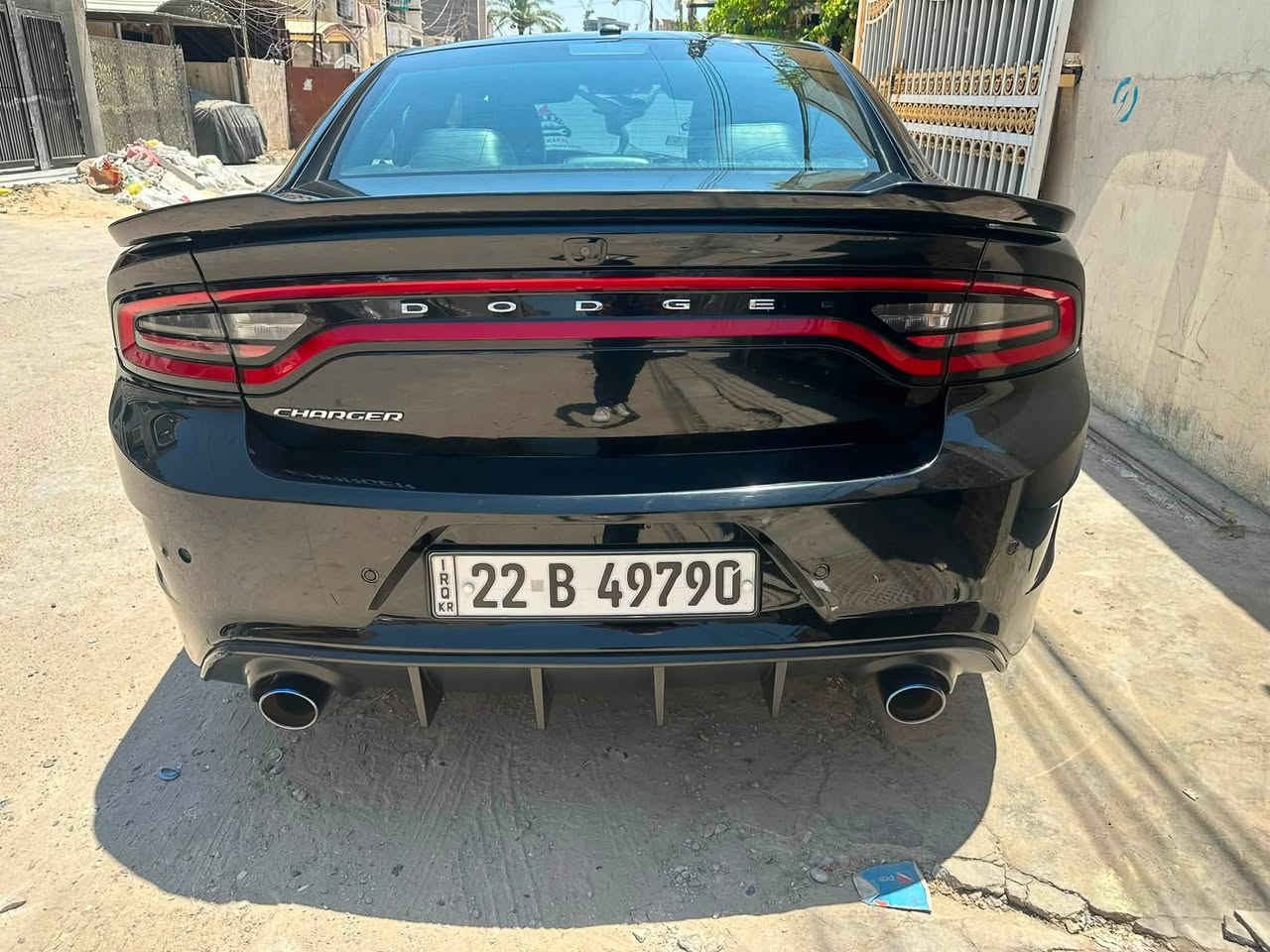 السلام عليكم 
جارجر SXT فول مواصفات وارد امريكي 2020 أسود باسمي اربيل ماشية 89 الف ميل على ايدي بدون ايرباك حادث جانبي فتحه كراسي كهرباء بصمه يدات بصمه تشغيل عن بعد جلد شاشة وسط تحكمات استيرن محرك 3600 الكير 8 نمر تخم تاير جديد باتري جديد تبريد ثلج امامي وخلفي كراسي تدفئة وتبريد امامي وخلفي  استيرن تدفئة ويل كب 20 اسبير منازل لحد الان حساس خلفي كامره دواره بصمات اثنين وياها الاتصال على أرقامي ***********
***********
