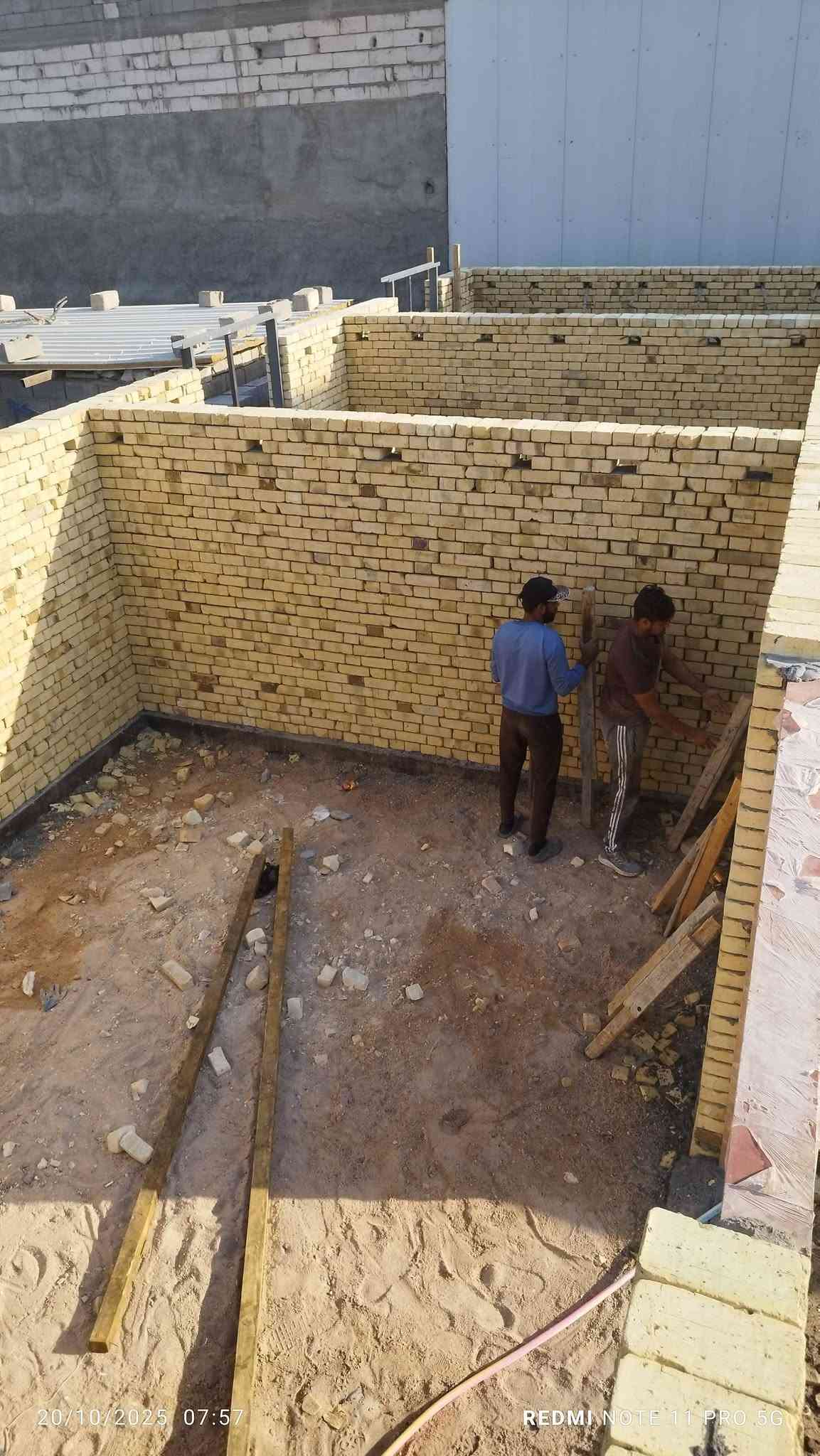 ابوحسين العامري • بناء • مقاول