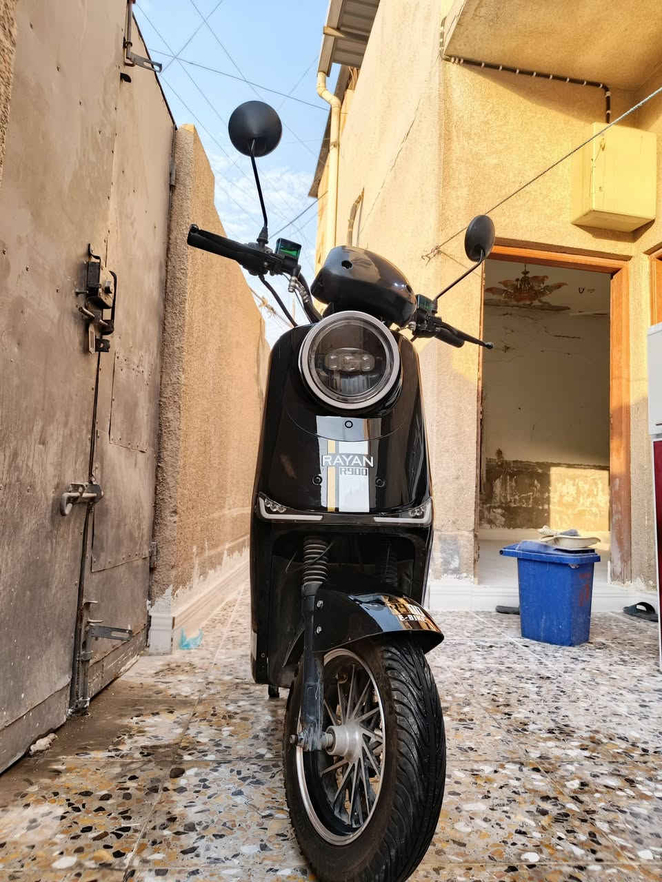 السلام عليكم
دراجة شحن نوع R900 ريان
دبل بصمة + دبل سويج

  عالي + ناصي

سرعة عداد: 92 كم/س – السرعة الحقيقية: 63 كم/س

3 نمرة (سرعات)

5 بطاريات 

الحالة: نظيفة جدًا، 

السعر: 550 الف
للاستفسار ***********
