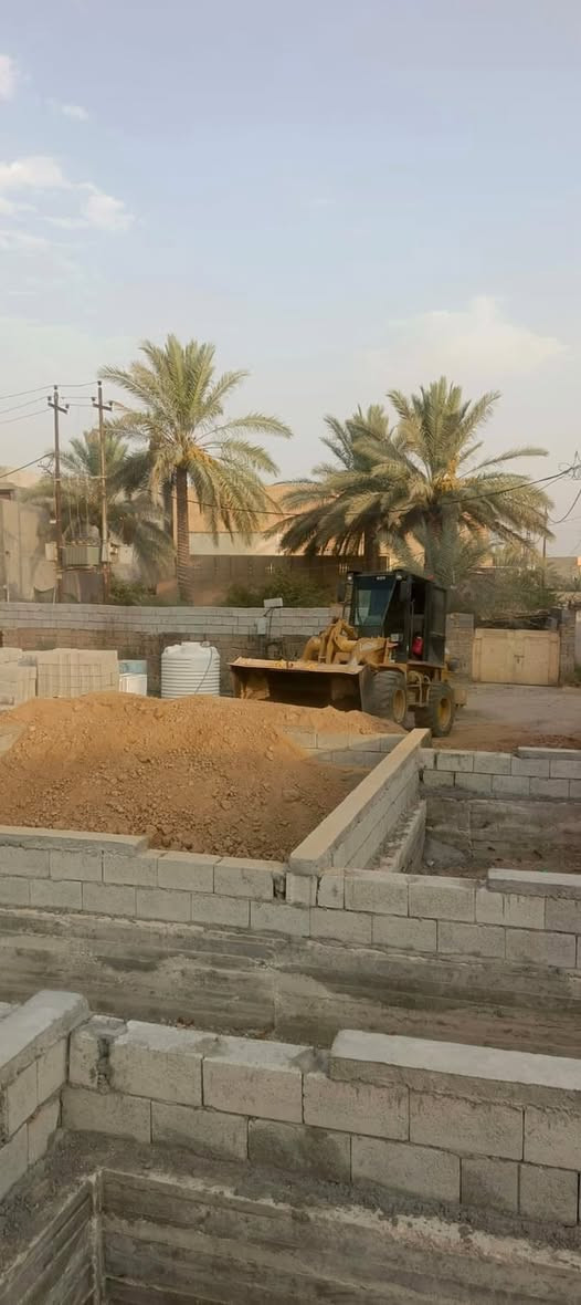 الحمد لله بفضل الله يتم اليوم بتاريخ  ٢٠٢٦/٨/٢
تم بمباشرة دفان البتلو بمادة التراب الناعم 
لبيت الاخ جاسم في منطقة الشرقية
نسأل الله التوفيق في اكمال باقي مراحل المشروع بنفس الجودة والاتقان . 
مكتب الروان للمقاولات العامة نبني الثقة قبل ان نبني الدار ..
للتواصل على الرقم : ***********
العنوان : ديالى الخالص مقابل جامع الخالص الكبير.
