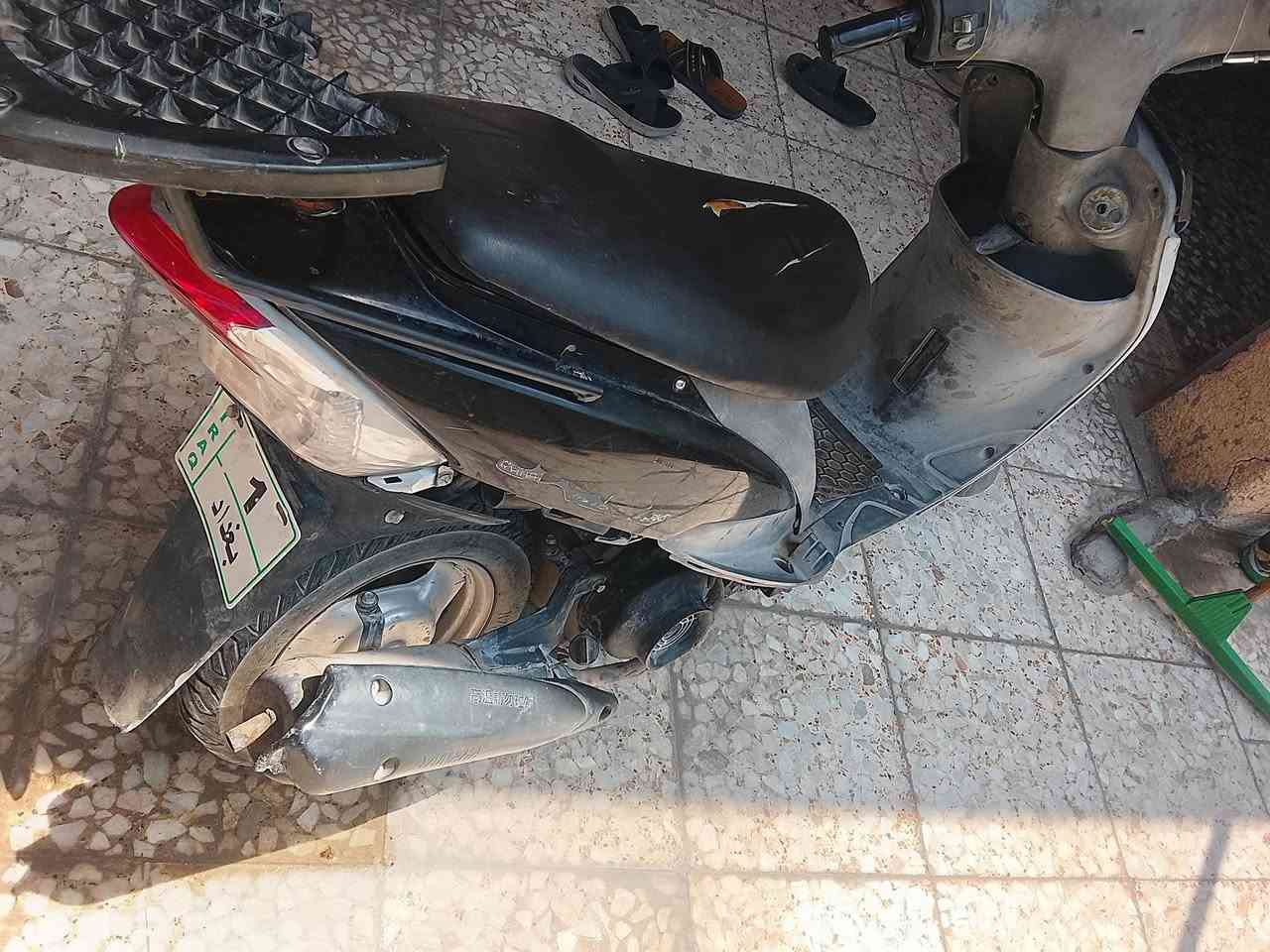 سلام عليكم دراجه ماكس منغولي للبيع  بغداد الزعفرانية ىسعر250وبيها مجال نقصها باتري ولايته امامي  اي ستفسار رقمي بي وتساب ***********
