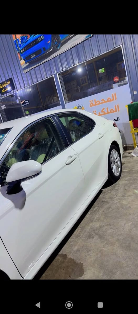 كامري 2022وارد خليجي ياباني اصل محور شركه هايبرد سياره بيه سرقه نصبغ بيه جاملغ خلفي فقط ولباقي بلادي رقم انكليزي مداورة ثاني يوم سعر 140ورقه ***********
