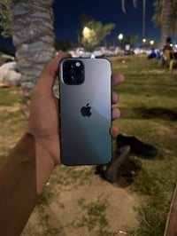 آيفون ١٢ برو • ٢٥٦ • بطارية ٧٧٪