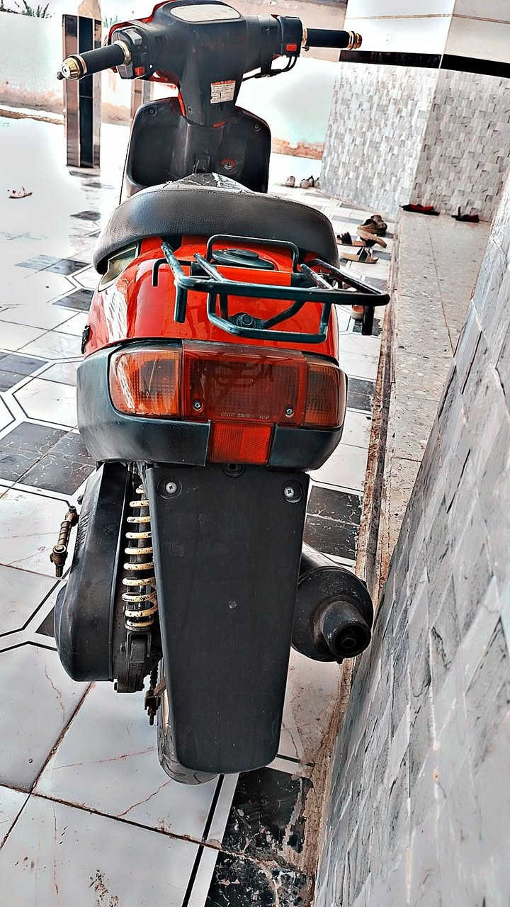 🔅 بطه للبيع مامفتوحه تجي وتفحص   *********** اتصل👍
@إشارة
