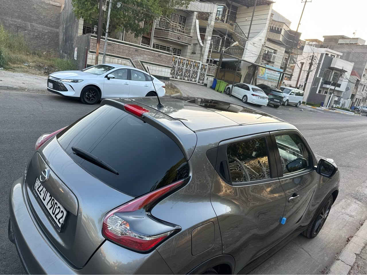 للبيع نيسان جوك فول مواصفات

✅ موديل 2018 خليجي 

✅كشنات جلد

 ✅ محرك 1.6 لتر اقتصادي

 ✅ ناقل حركة أوتوماتيك CVT

 ✅ دفع أمامي

 ✅ مصابيح LED نهارية

 ✅ تكييف ممتاز

 ✅ مرايا وزجاج كهربائي

 ✅ نظام ABS ومانع انزلاق

 ✅ حساس نقطه العمياء 

✅ كاميرات ٣٦٠ درجه محيطيه 

✅تدفئة بالكشن 

✅انضمه قيادة + تحكمات سرعة

 ✅ بانوراما 

 ✅ اللون رصاصي مميز والويل دخاني سبورت 

 ✅ السيارة نظيفة وماشية 26000  KM حقيقي

✅ويل سبورت اسود 

✅ رقم اربيل وب اسمي وجاهز للتحويل ومكانها بغداد 

🛑 جاملغ خلف السائق بيه بارد شبر وبيها رصعتين بالباب مال السكن (( اخوان السيارة مكفولة من الصبغ ))

✅كفاله عامه بالمحرك والتبريد وكلشي 

💵 سعرها : 122 ورقه وبيها مجال بسيط كووولش

ما اجاوب على الفيس فقط اتصال اعتذر منكم اخوتي

‎📞 للاستفسار: (***********) بغداد, العراق
