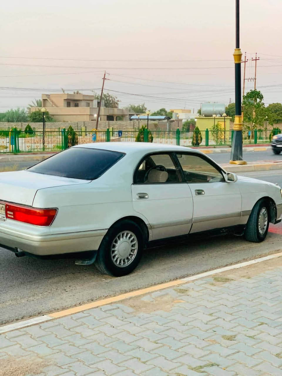 السلام عليكم سياره بطه للبيع مسجله رقمها نينوى خصوصي جاهزه من كلشي بيها بكن بس مع السلف من تمشي يروح السعر قفل قفل 34 متواجد ع الخاص للاتصال ***********
