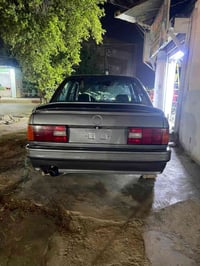 شباب سيارة للبيع تعمير كلة جديد رقمها بغداد شرط التحويل بيها نواقص بصي...