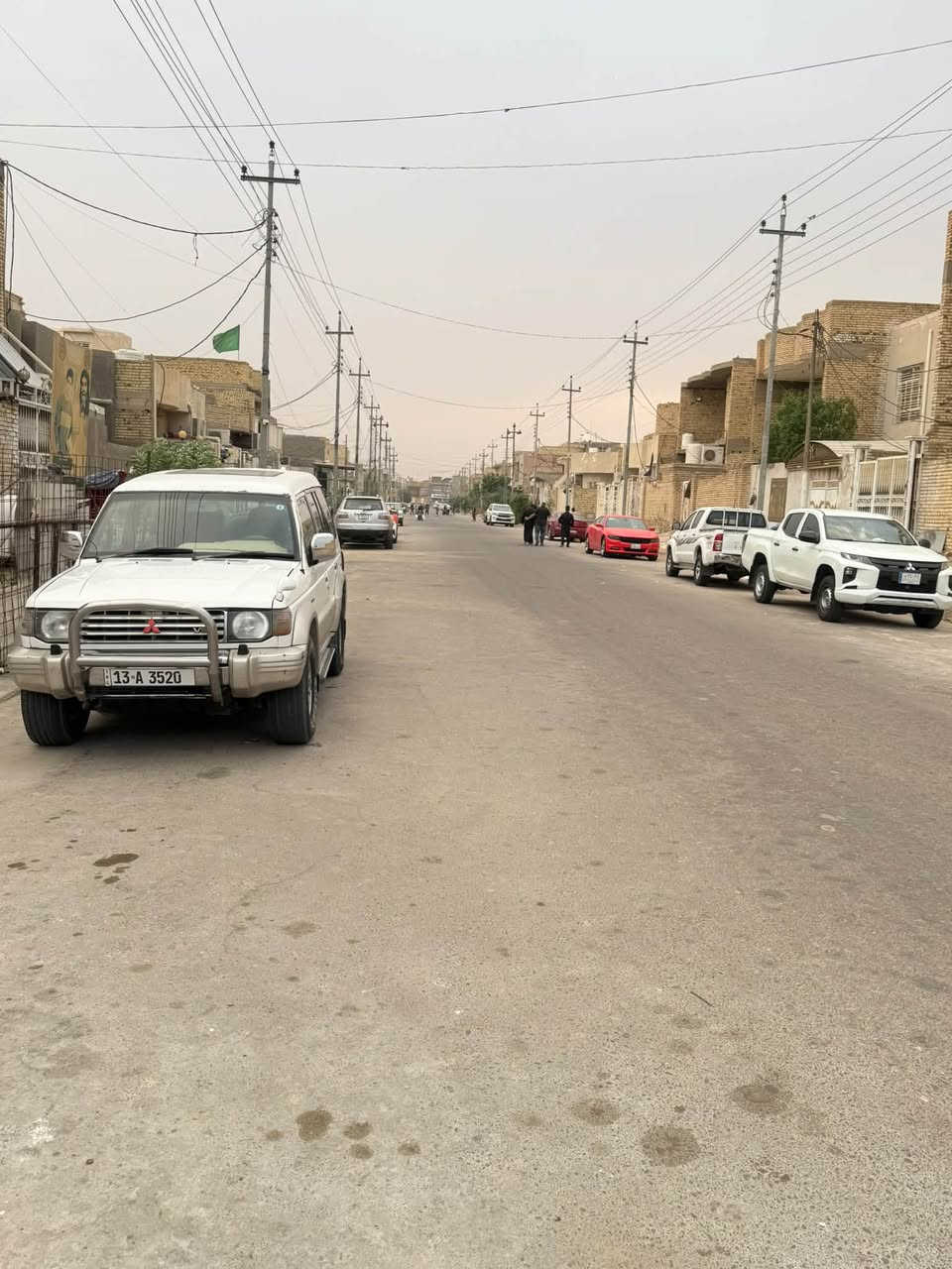 حي الغدير الاولى • ١٠٠م • طابق ونص