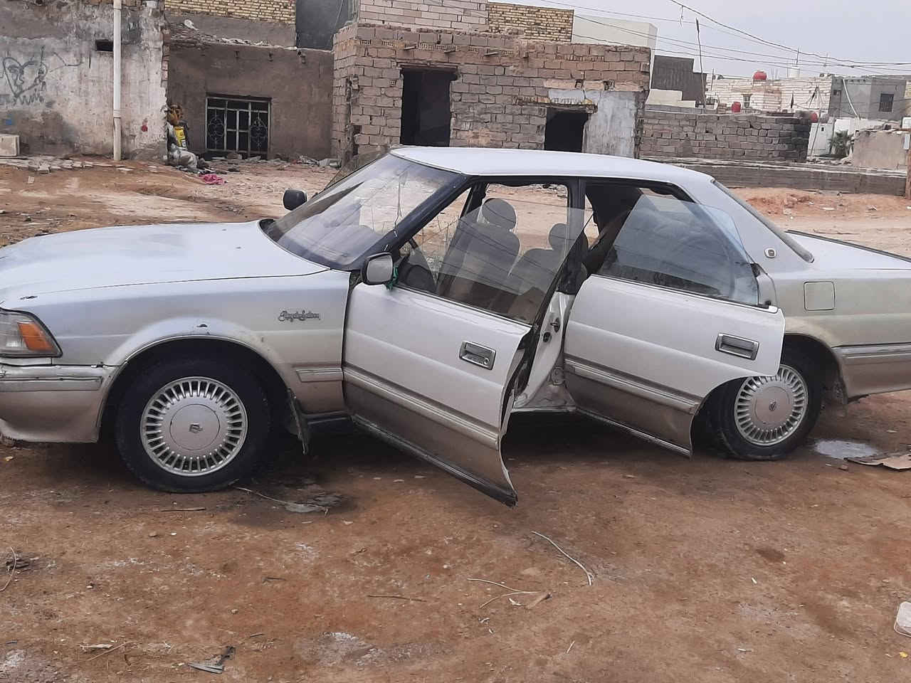 بالمقطع • نجف • تفاصيل