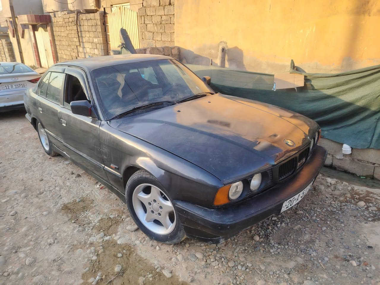 سلام عليكم بيع سريع و نقد فقط bmw 525 كير ومحرك شرط كير عادي محرك 525 كبس بدون صرف رقم دولي اسعر 30  ***********
