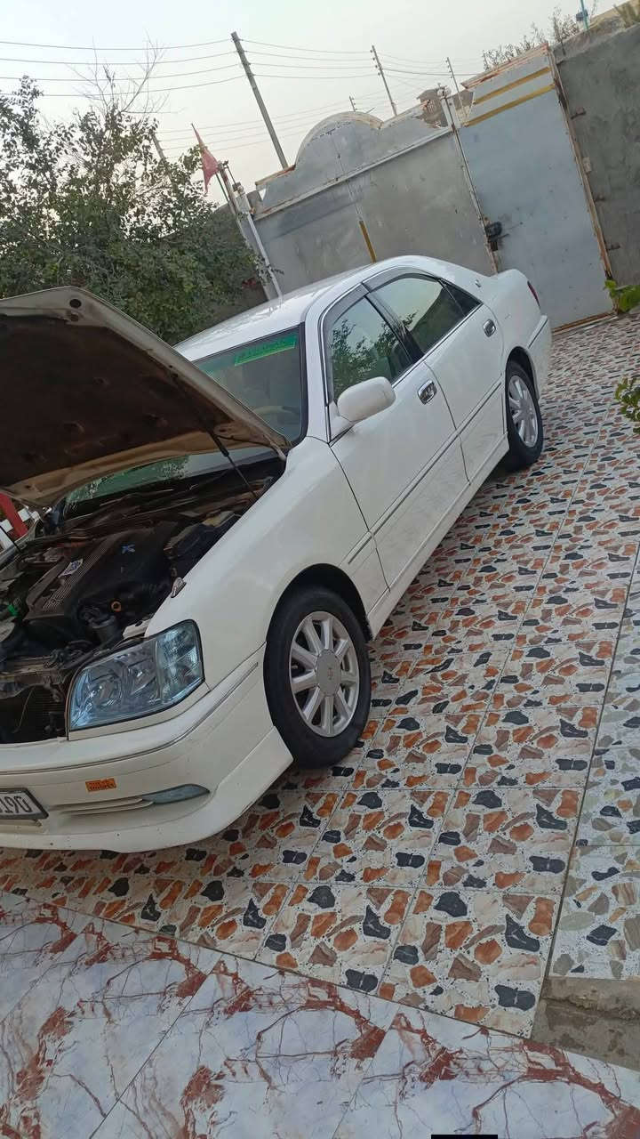 سلام عليكم ملكه البيع كصه قماره فقط باقي كفاله عامه مكينه ديفور كبير شاصي 75 جلد سياره بلاد بسمي 3 دكم رقم بصره تبريد شغال حداده ميه ميه تخم تأير جديد سعر 125 وبيه مجال مكان بصره كرنه ***********
